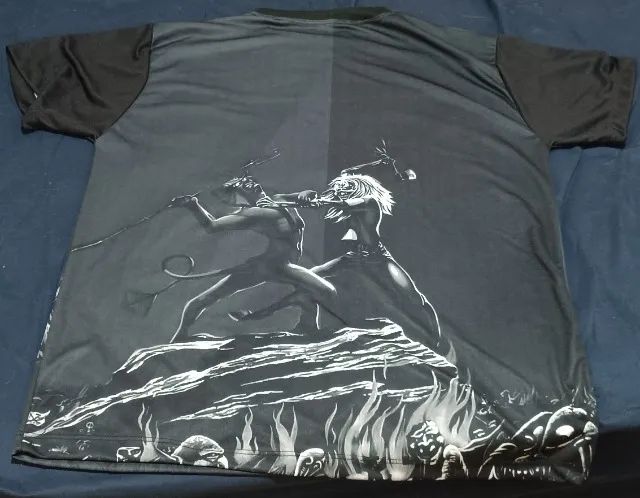 Camiseta Iron Maiden - The Number of The Beast - Foto 2
