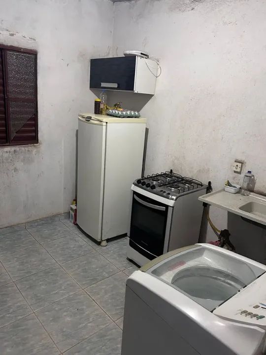 Vendo casa estilo germinada com loja para comércio e um amplo quintal nos fundo. - Foto 6