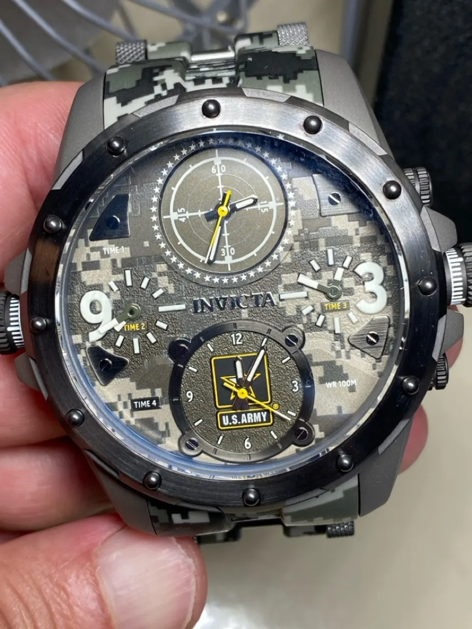 Relógio Invicta U.S. Army camuflado, original, SEM USO, completo.