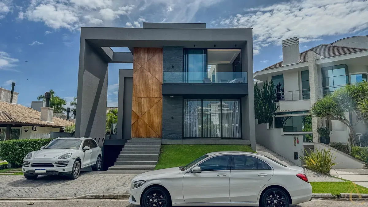 Casa alto padrão para alugar Jurerê Internacional Florianópolis/SC.