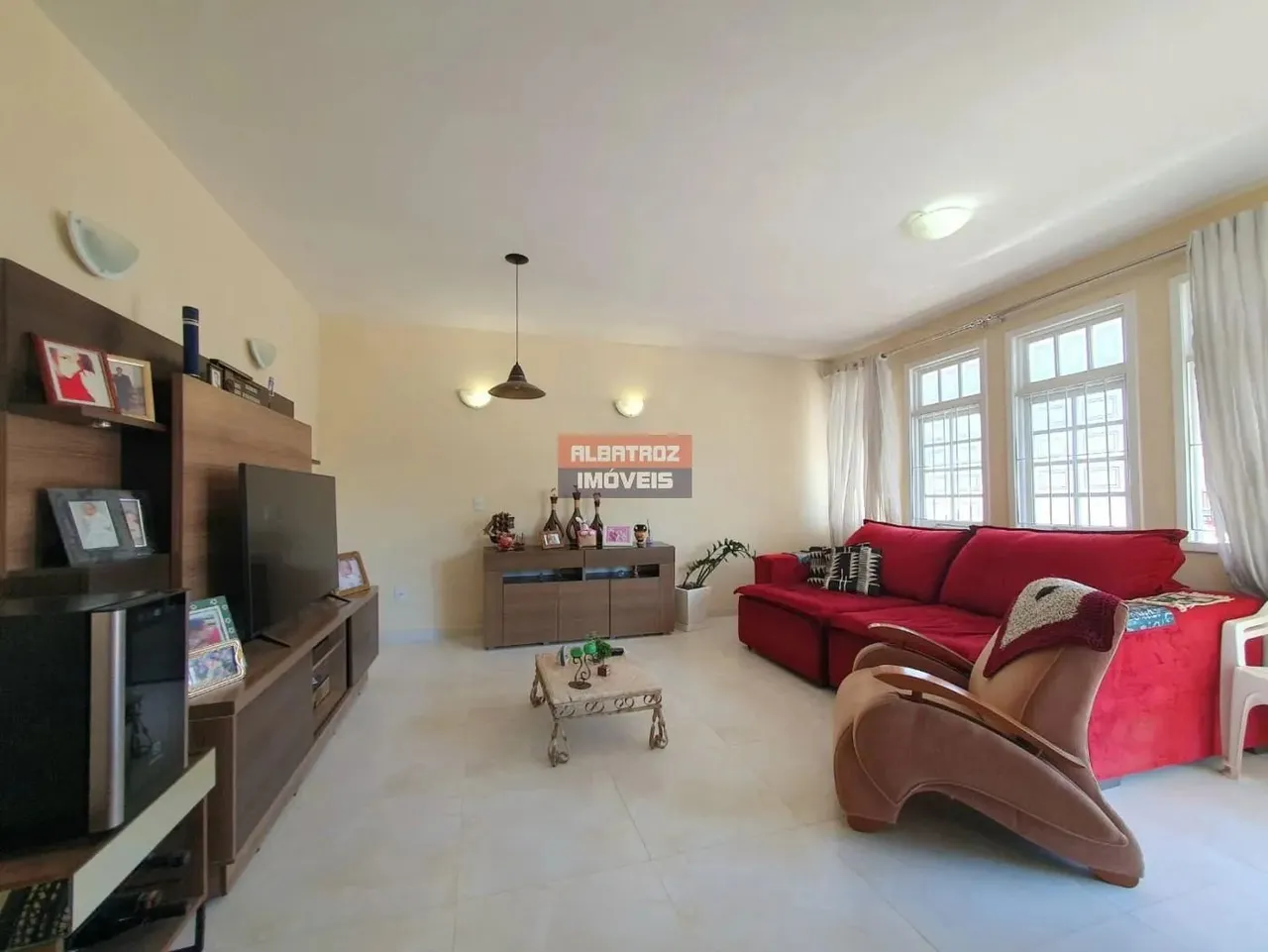Casa para Venda em Florianópolis, Santa Mônica, 4 dormitórios, 1 suíte, 2 banheiros, 2 vag