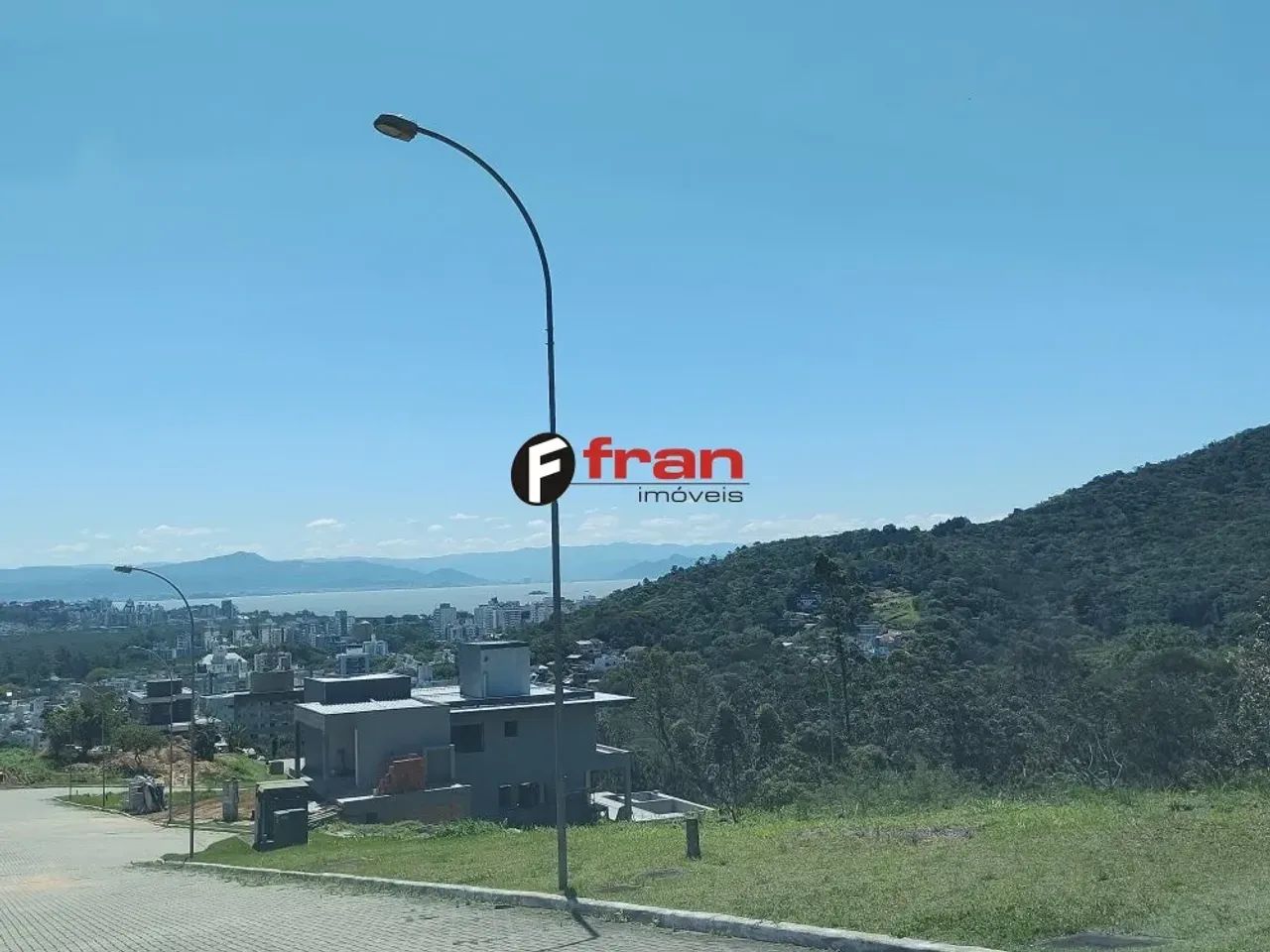 Belíssimos Terrenos de Alto Padrão no Bairro Itacorubi. - Foto 2