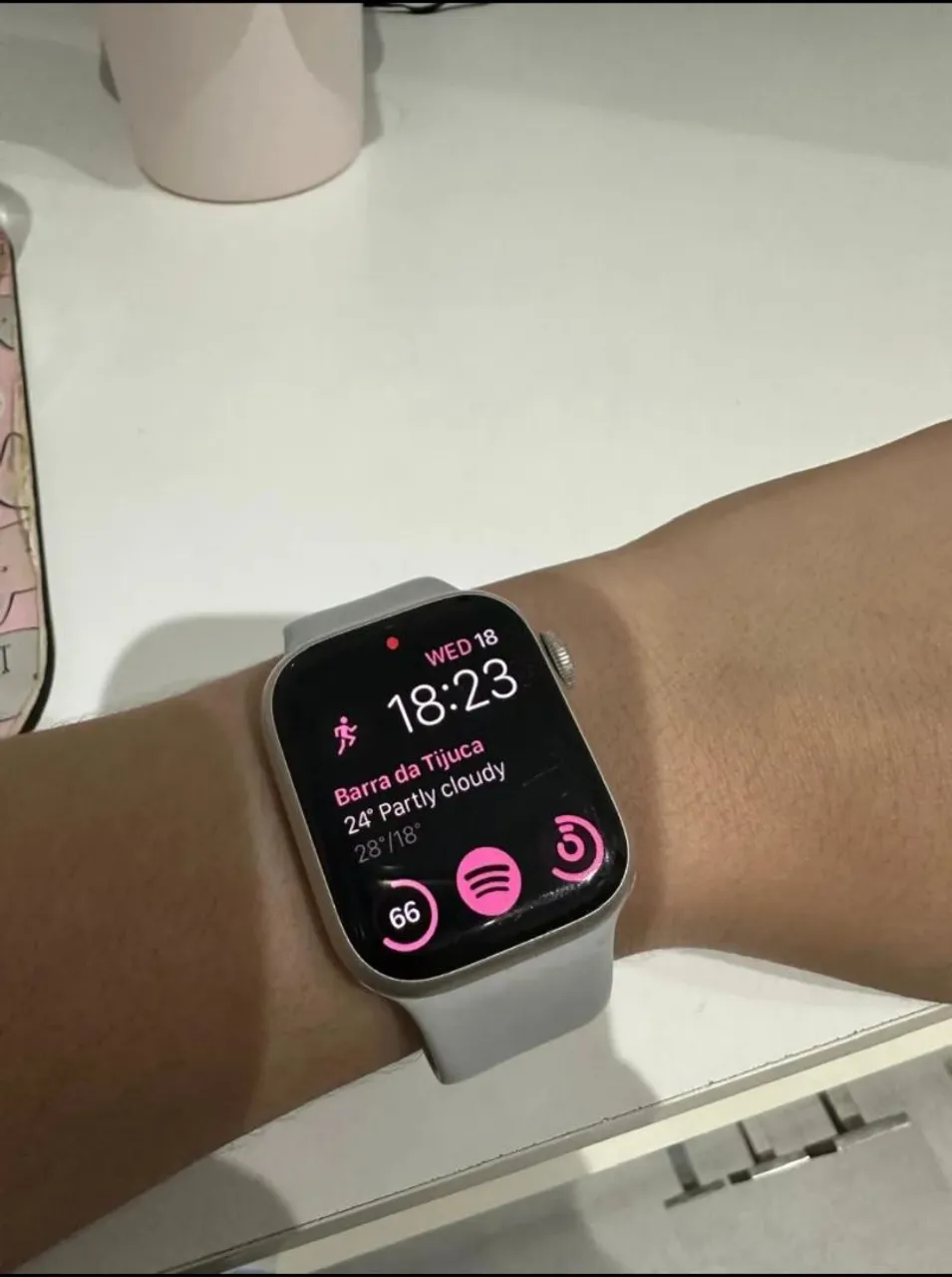 Apple Watch Series 8 GPS+Celular 41mm Starlite