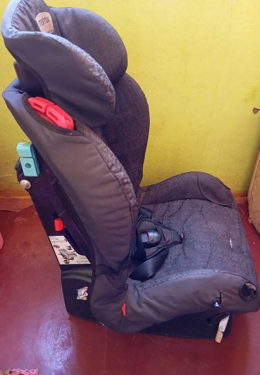 Cadeirinha de O a 25 kilos