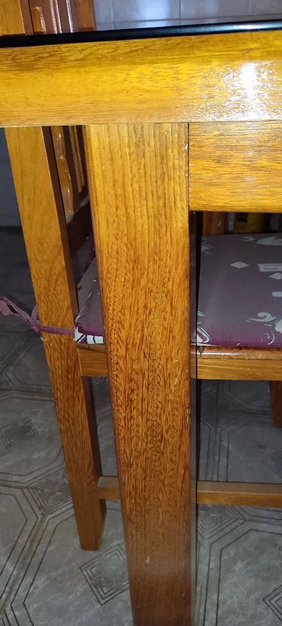 Mesa de Jantar com 6 Cadeiras - Foto 4