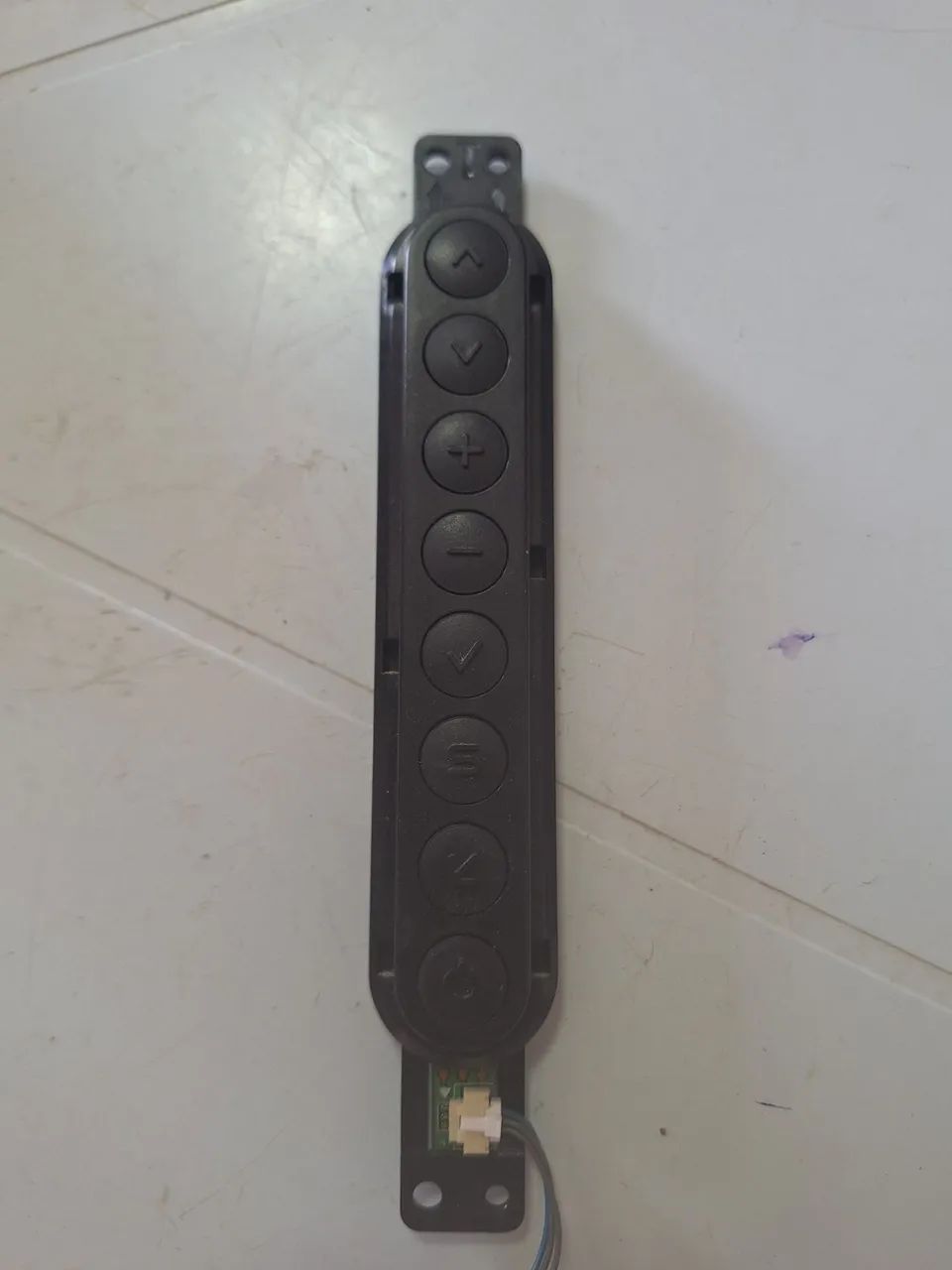 Painel de controle da TV LG 32LN570B