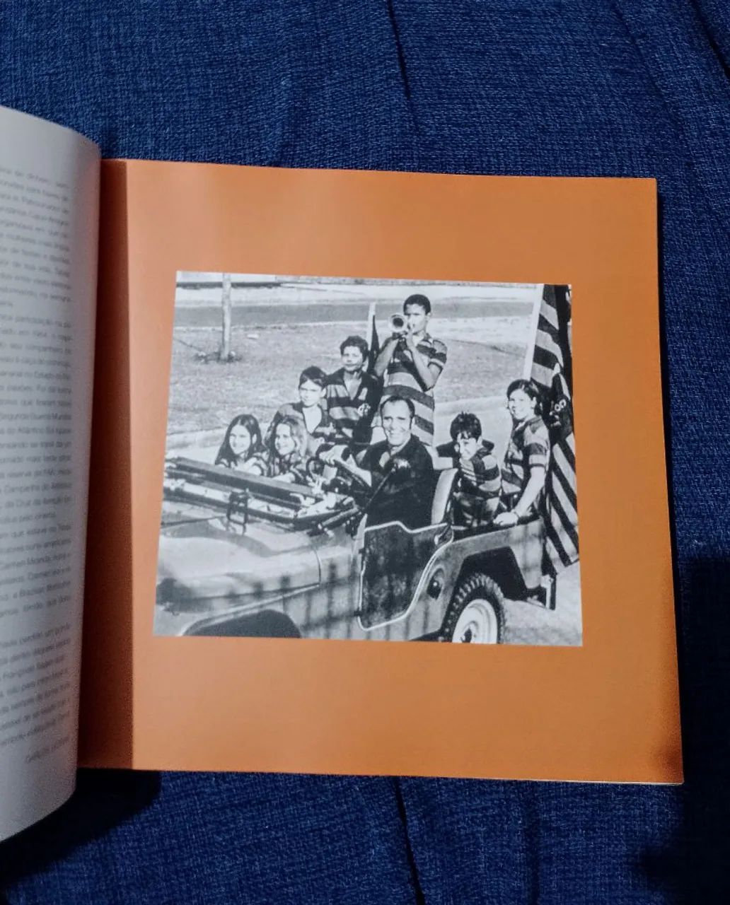 Livro Canal 100 - Uma câmera lúdica, explosiva e dramática - Foto 4