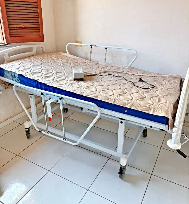 CAMA HOSPITALAR ARTICULADA COM COLCHÃO ANTI ESCARAS - Foto 6