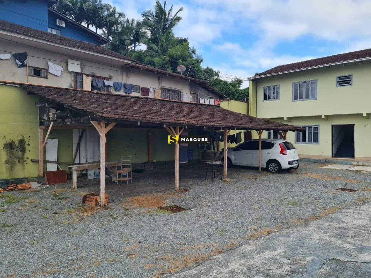 Prédio com 4 apartamentos ja alugados, ótima oportunidade de investimento - Foto 2
