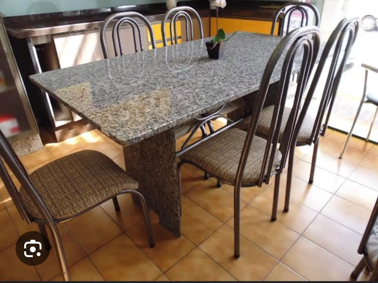 Mesa de Jantar em Granito , só a mesa