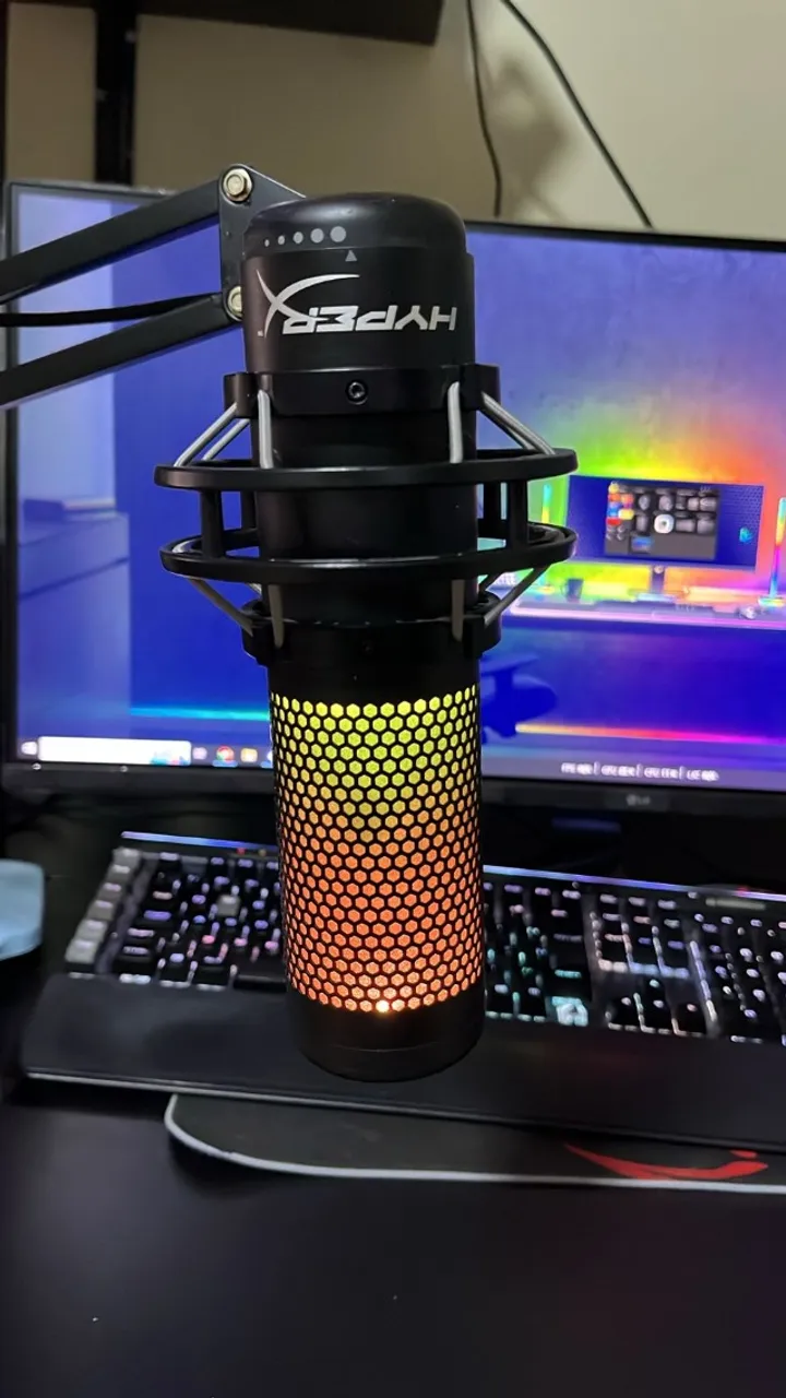 Microfone Gamer HyperX QuadCast S Podcast