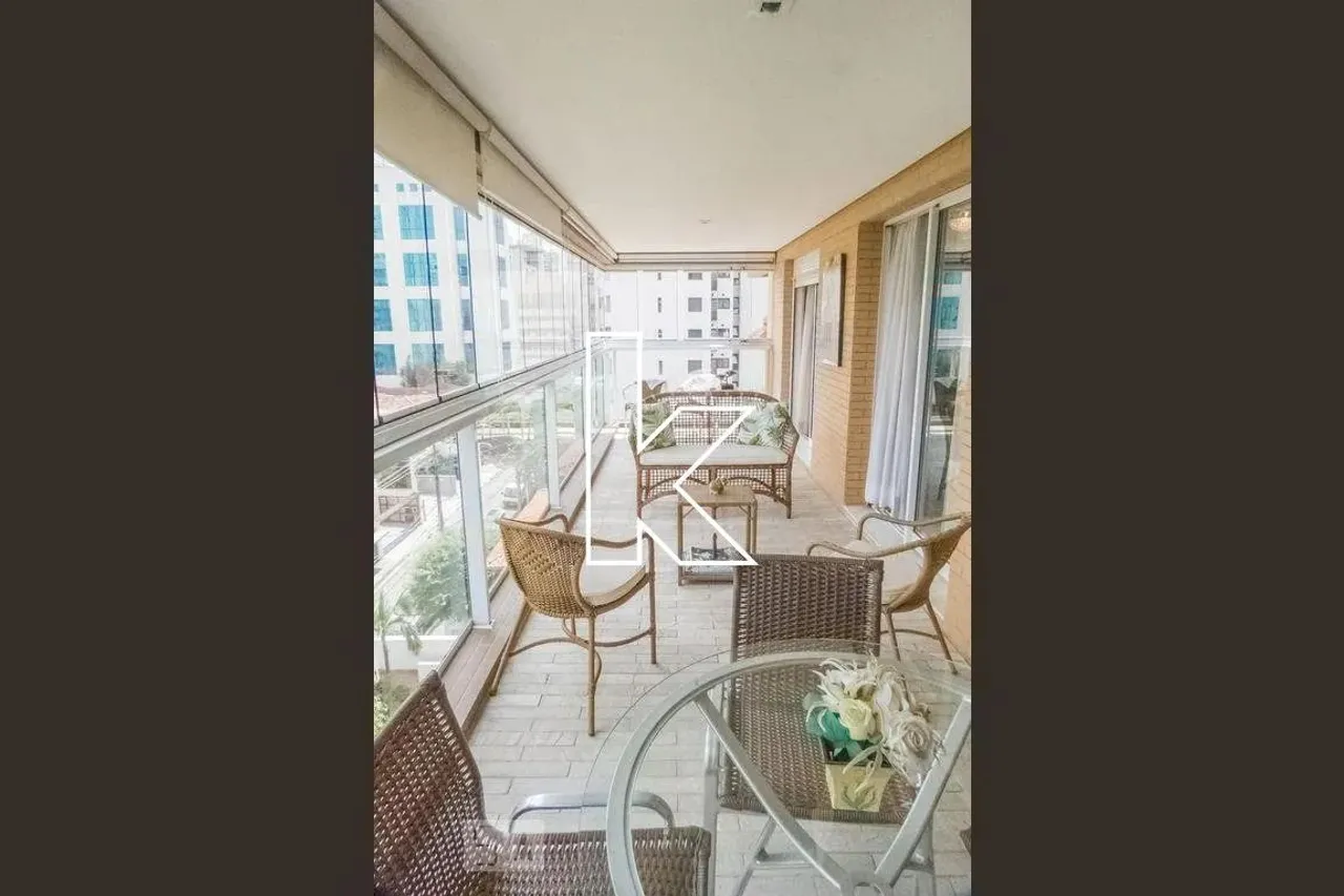 Apartamento para locação/ venda no bairro Vila Nova Conceição 2 dormitórios 1 suíte