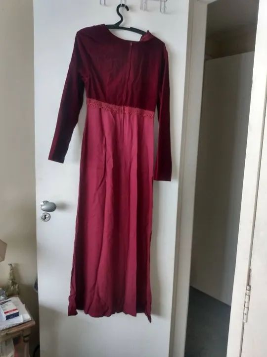 Vestido Longo Vermelho em Veludo - Foto 2