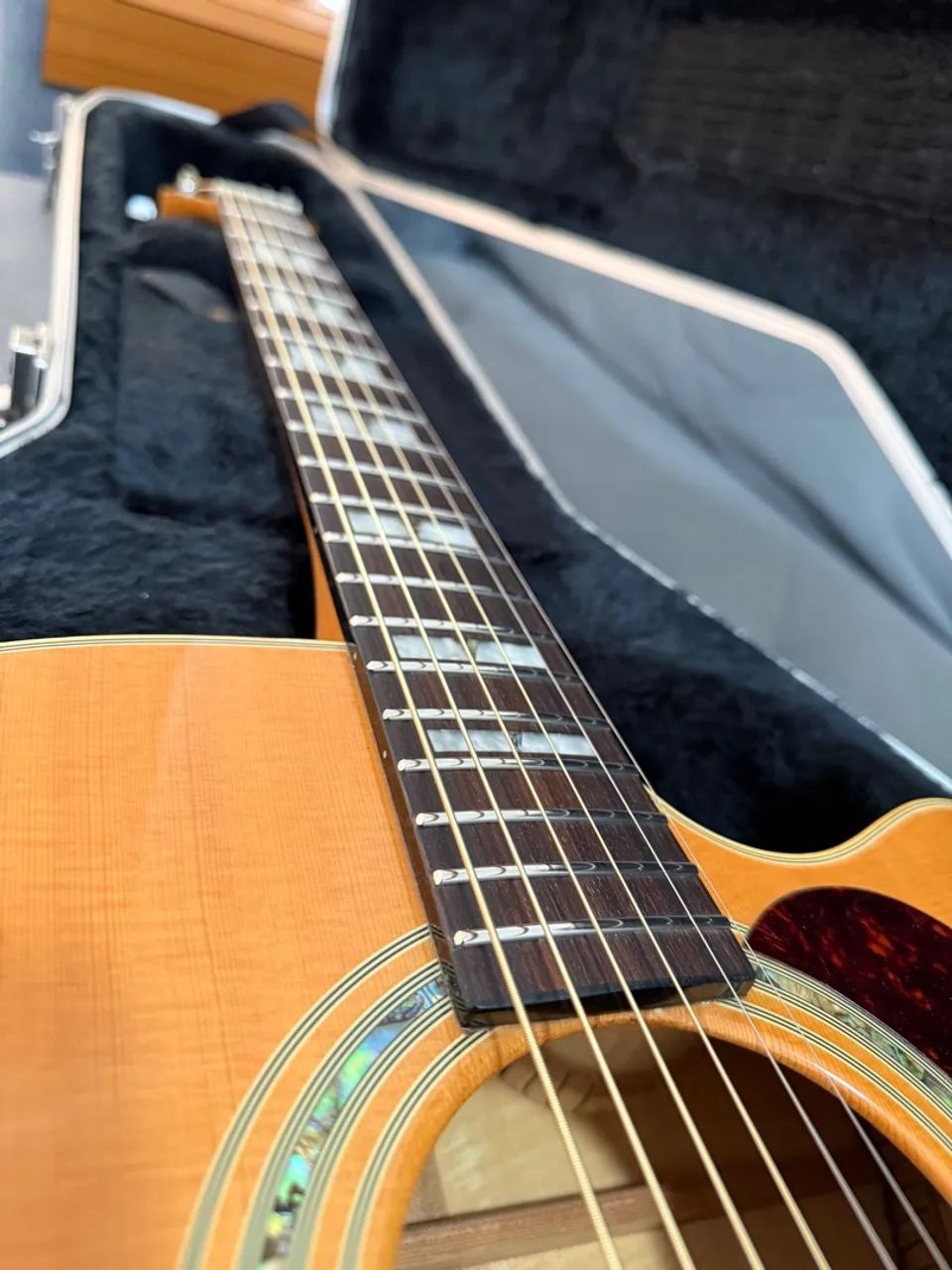 Violão Takamine EG523SC - Trastes Inox - Case Gator - Foto 4