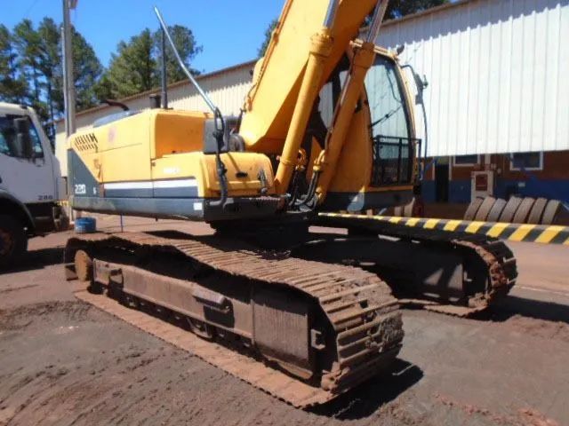 Escavadeira Hyundai - Foto 3