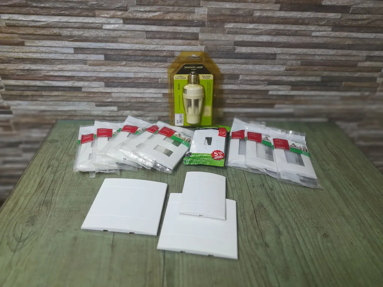 Kit de Placas , sensor e Interruptor Schneider Lunare
