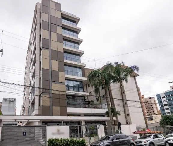 LINDA COBERTURA 3 SUÍTES 3 VAGAS BIGORRILHO VISTA ABERTA FACE NORTE