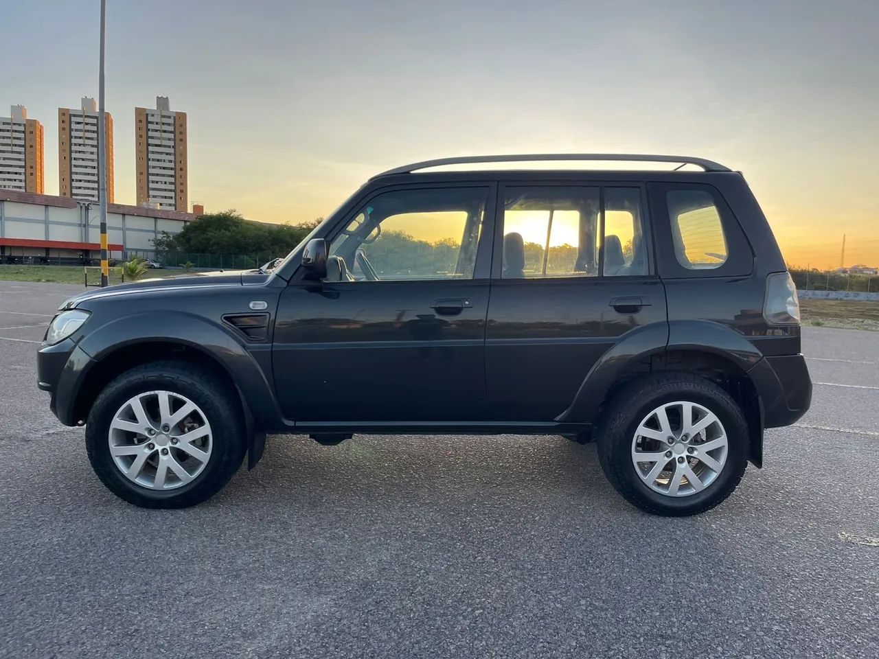 Mitsubishi TR4 2011 4x4 carro impecável !!! - Foto 4