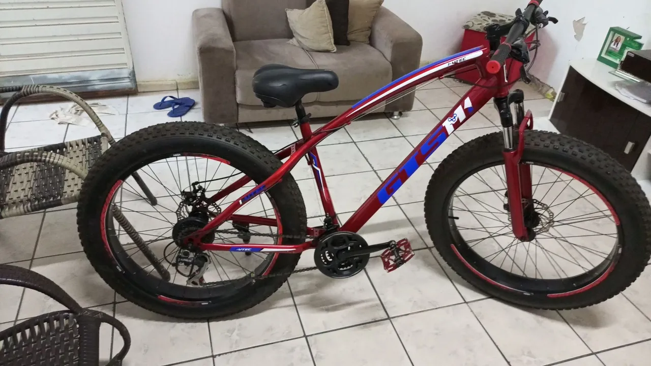 Bicicleta GTS Aro 26 Fat Bike - Freio a Disco
