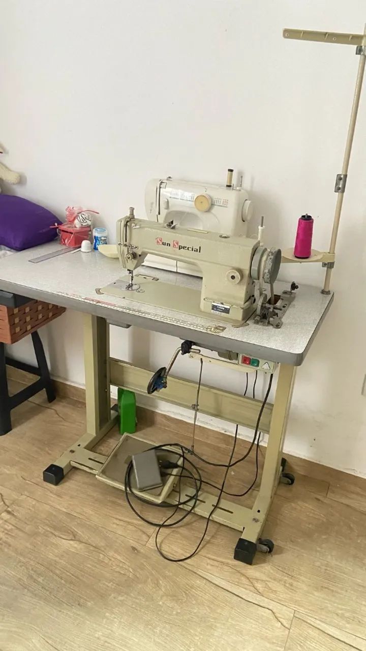Maquina de Costura industrial Reta