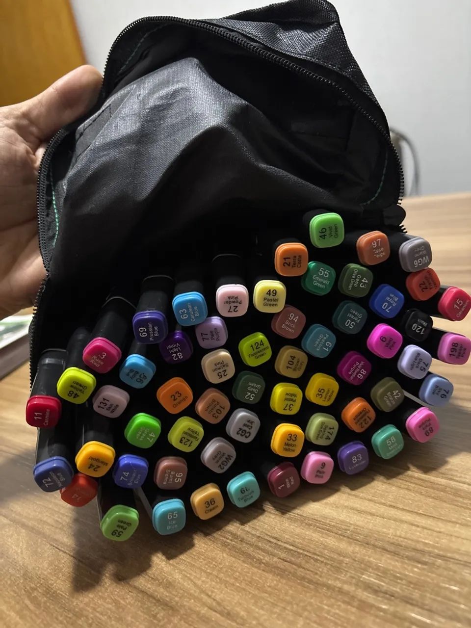 Estojo de Canetas Touch 60 cores - Foto 2