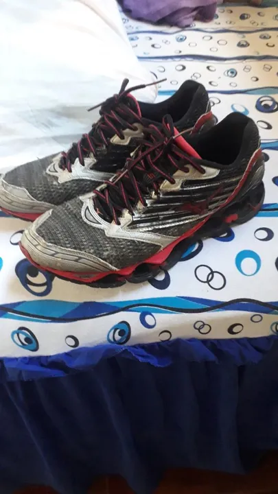 Tênis Mizuno Wave Creation 05