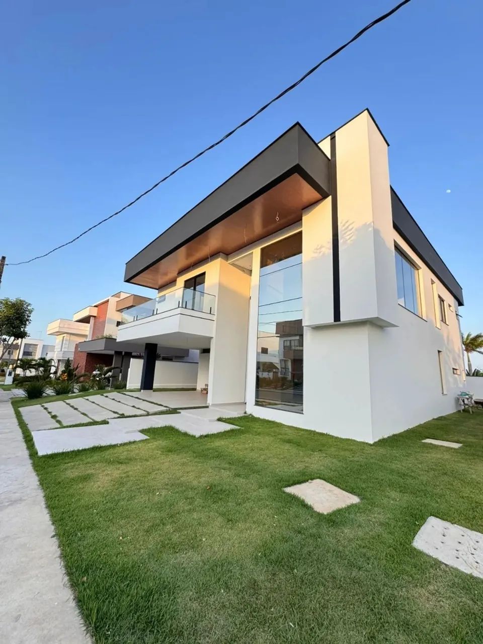 Linda Mansão no Alphalle