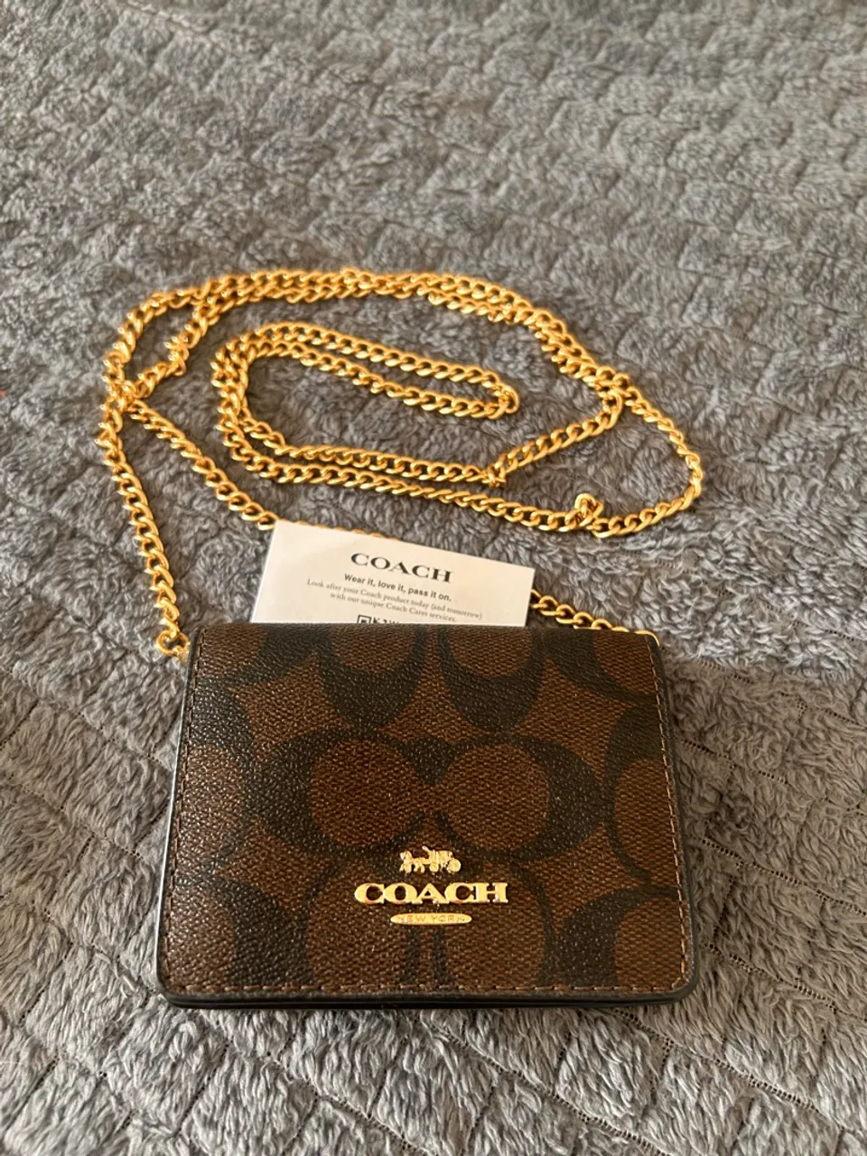 Bolsa Coach com corrente dourada - Original