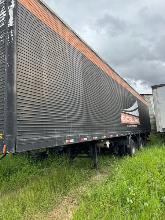 CARRETA BAU 3 EIXOS 2009 30P C/ PNEUS - Foto 11