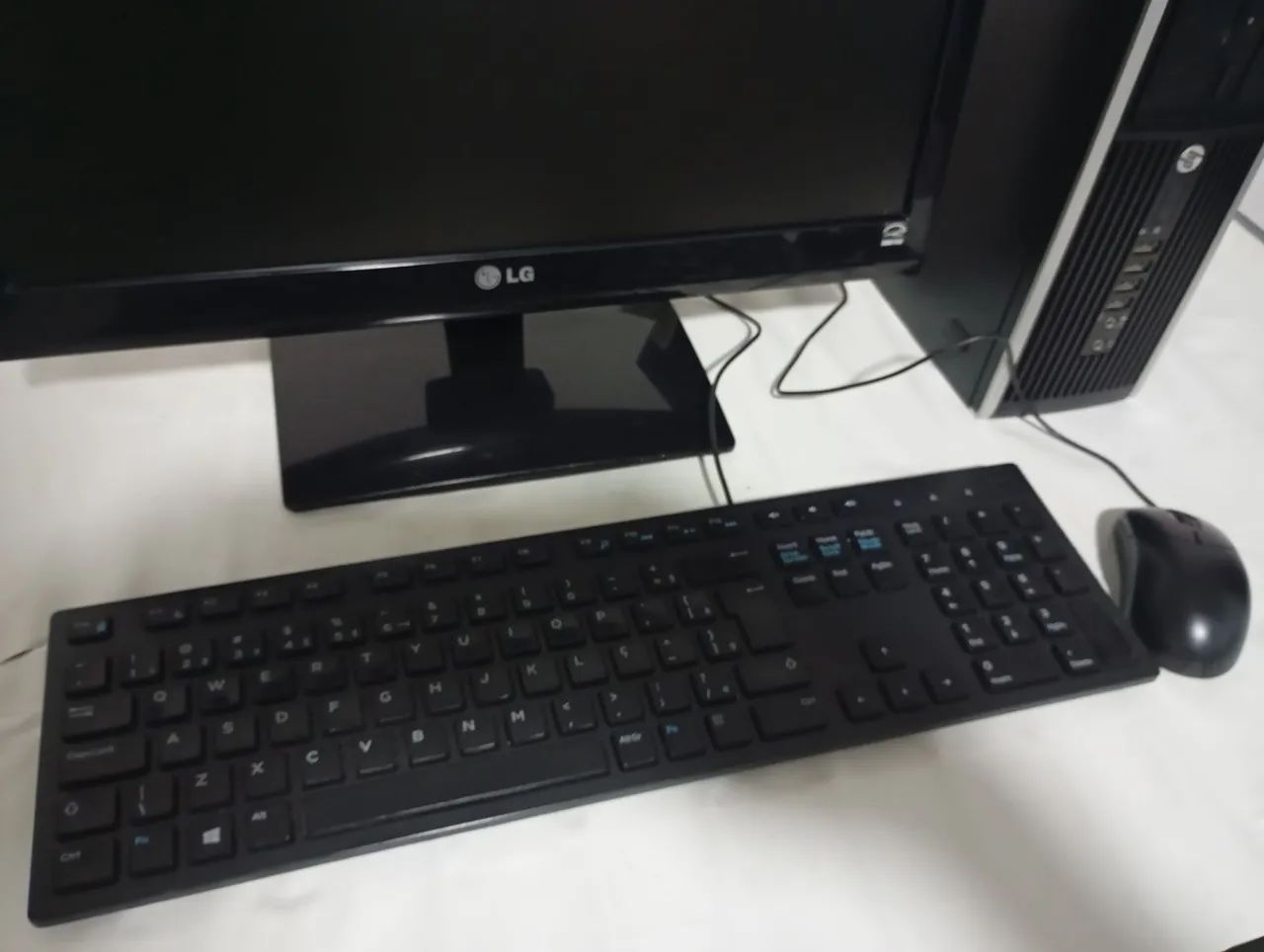 Computador HP com garantia. Proc. I5 super rápido. Leia a descrição! 64363329570307121