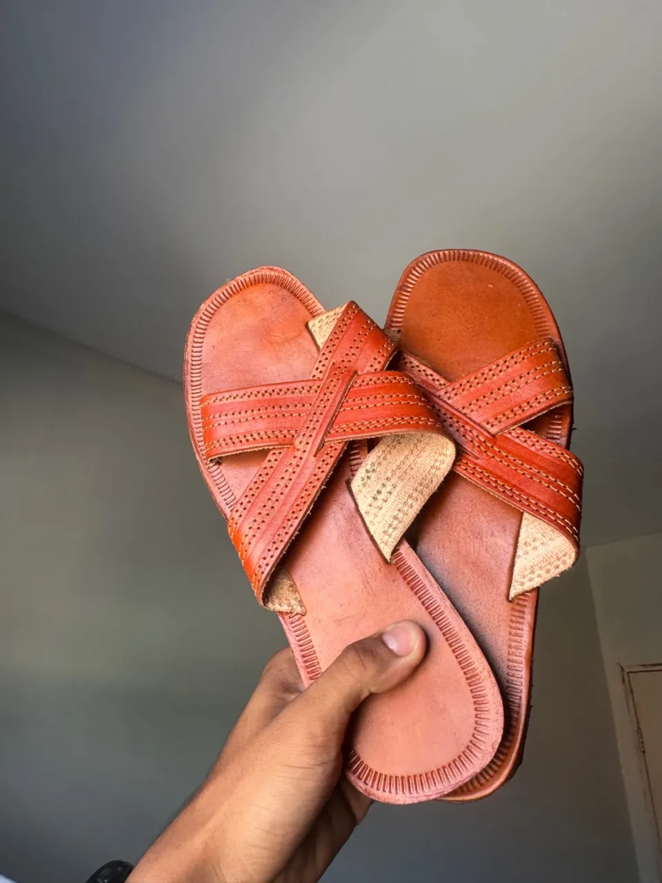 Chinelo de Couro Marrom