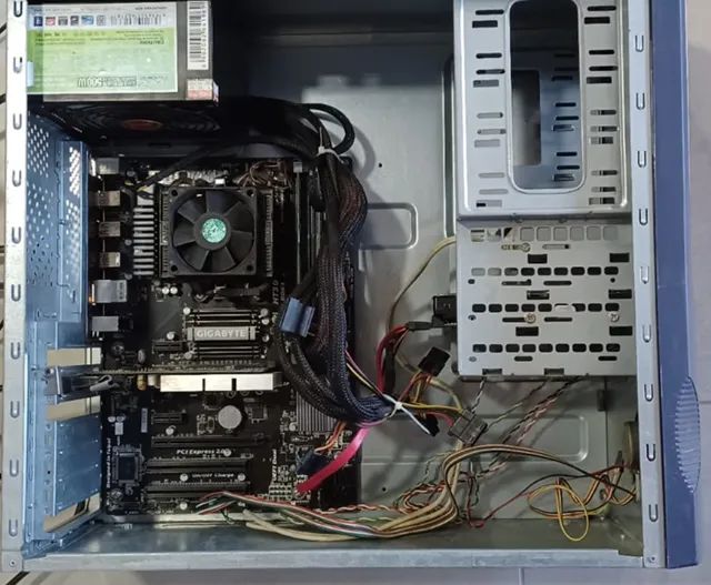 Computador completo (com mouse, teclado e monitor) AMD - Foto 4