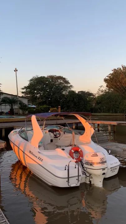 Lancha Millenium 225 Motor Johnson 150 - Foto 4