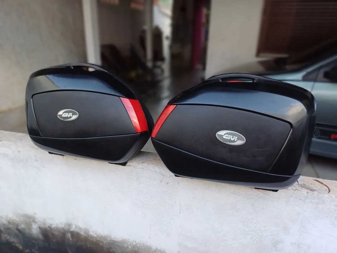Baús Laterais Givi v35