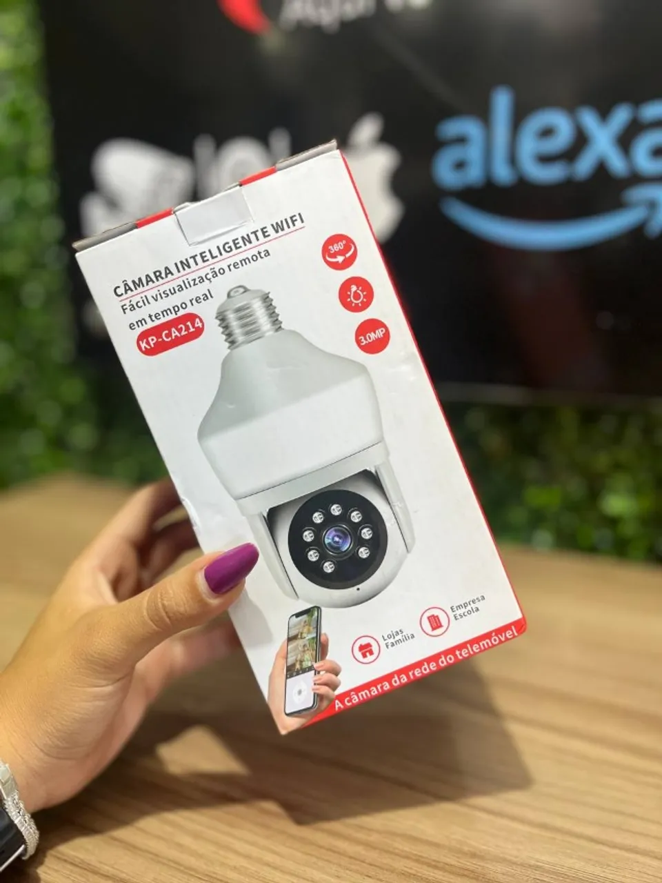 Câmera Inteligente Wifi Estilo Lâmpada - 3MPS - KP-CA214 Ípega