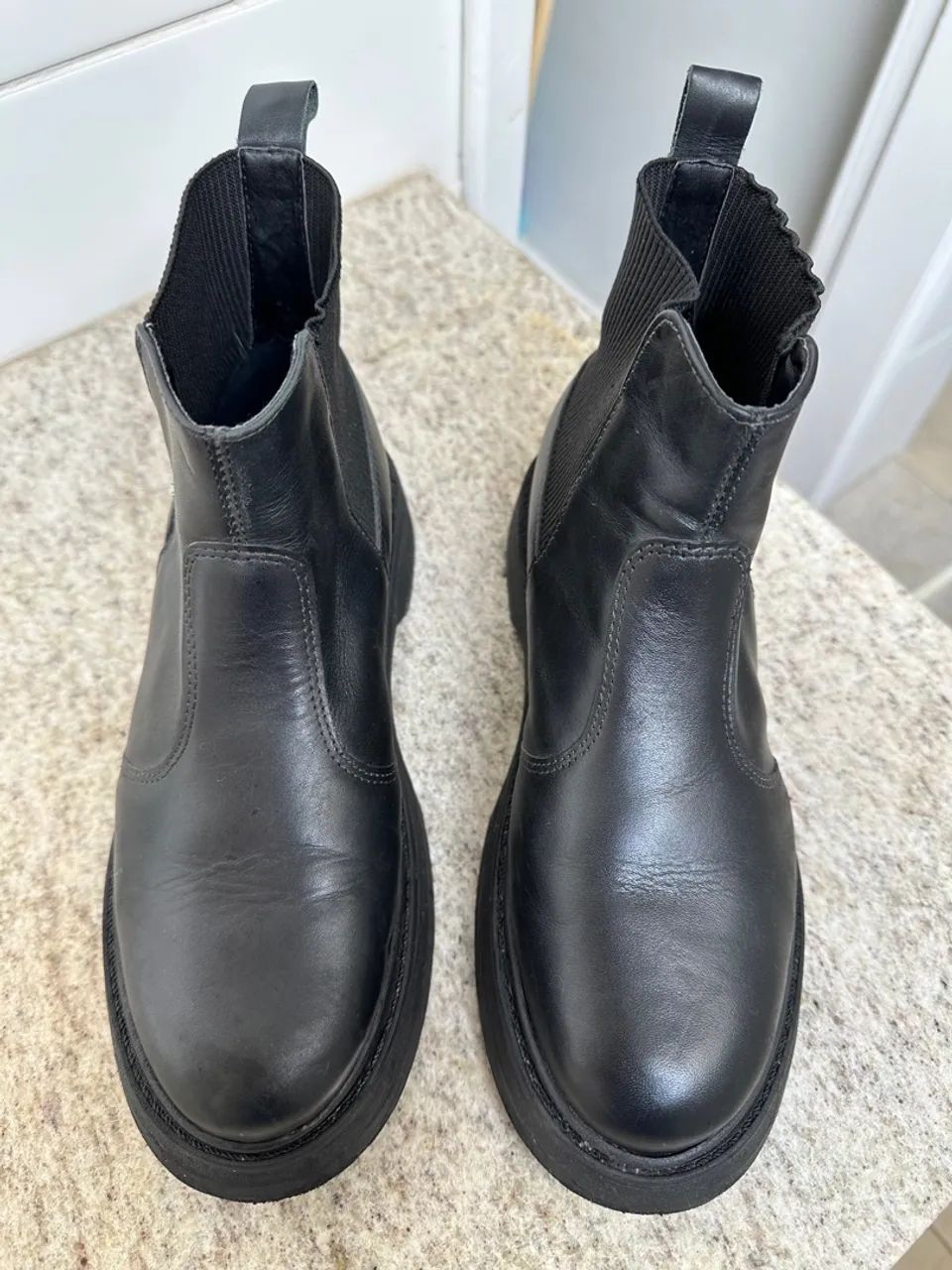 Botas Chelsea Tratoradas - Preto - Foto 4