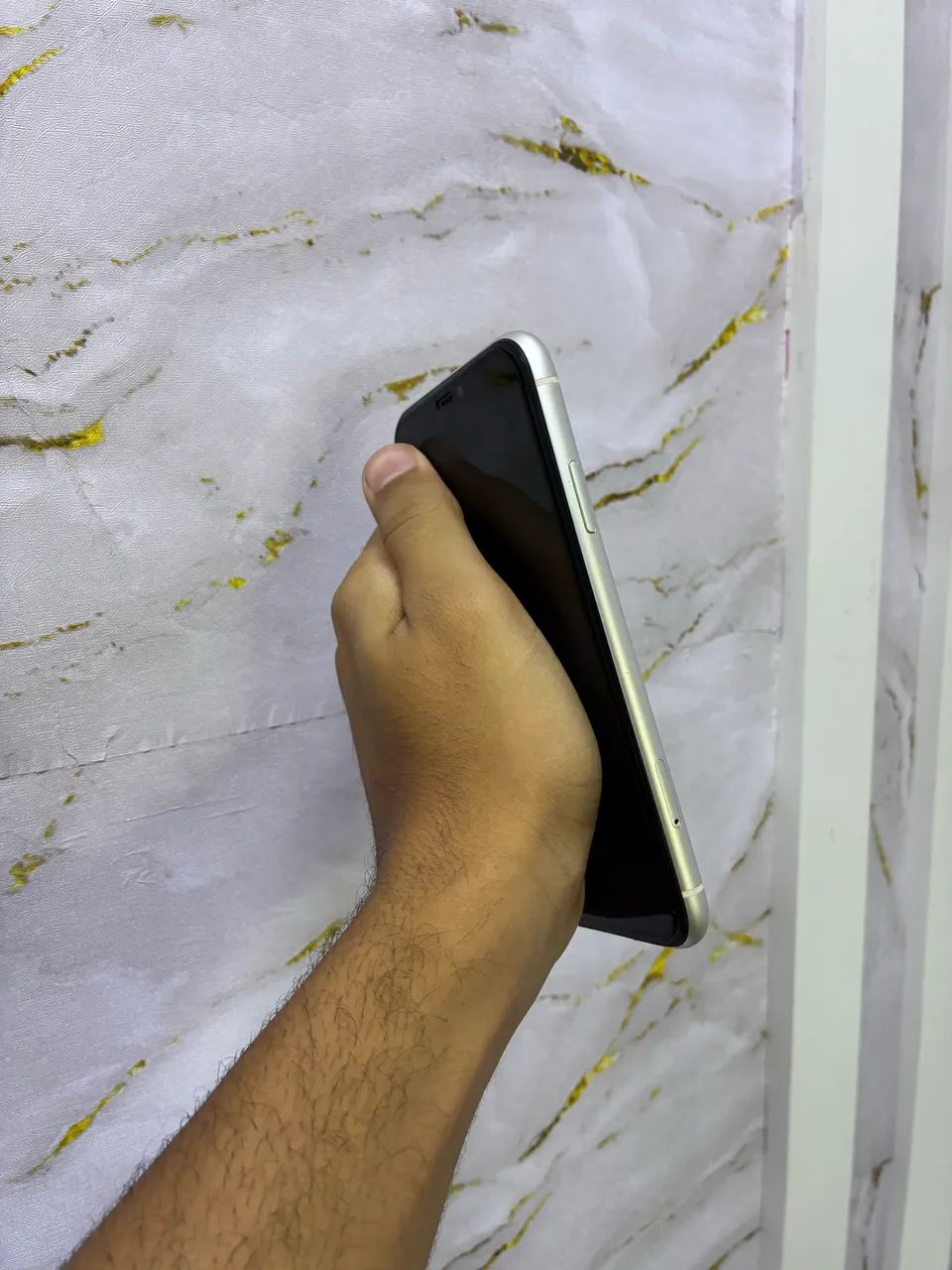 IPHONE 11 64 GB TELA NOVA  - Foto 4
