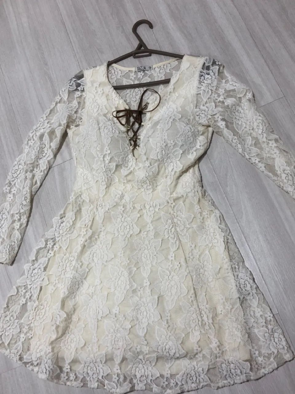 Vestido em renda - Veste 38/40