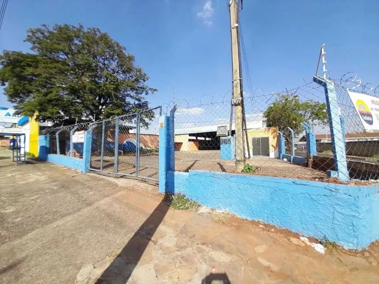 Locação de Comercial / Sala na cidade de Araraquara