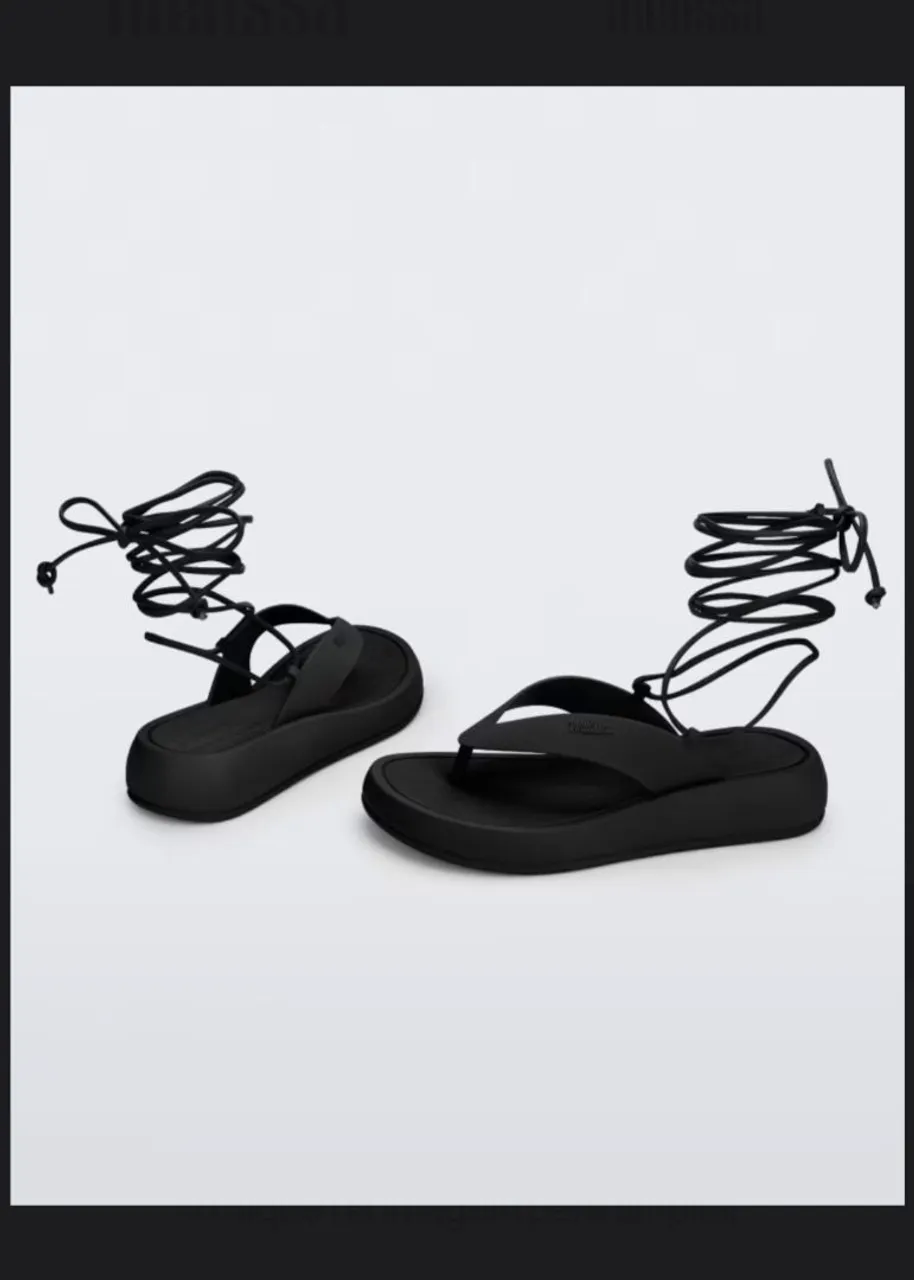 Sandália Melissa com Amarração - Elegância e Conforto