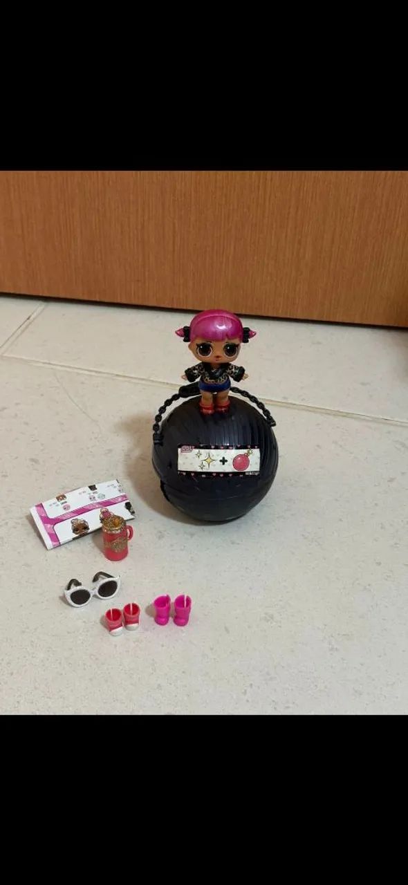 Boneca LoL com acessórios 04
