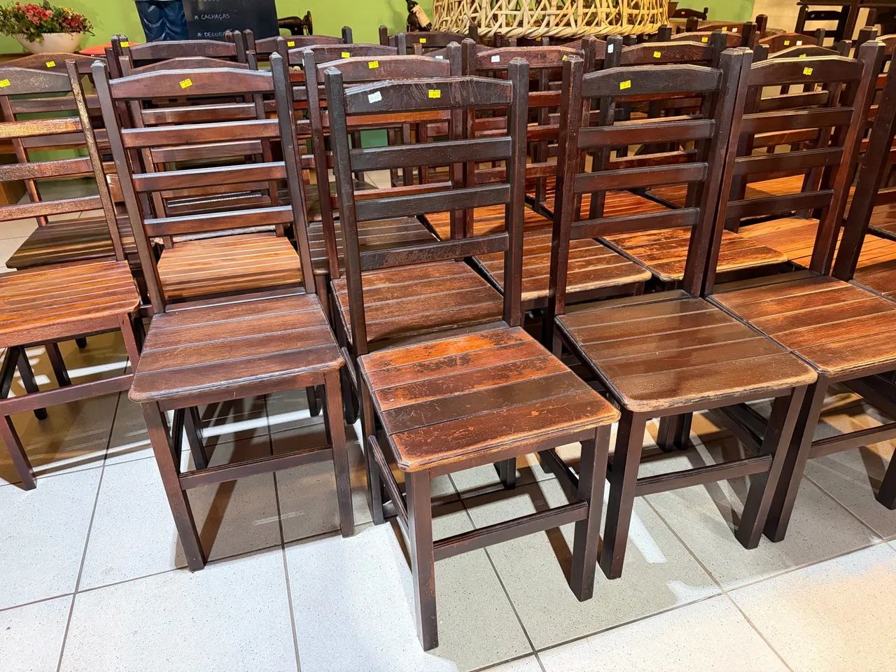 Cadeiras para bares e restaurantes - Foto 2
