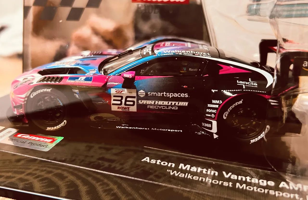 Carrinho Autorama Evolution Aston Martin 1:32 - Foto 4