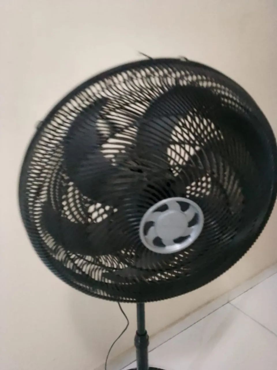 Ventilador Coluna Grande Super Turbo 6 Pás Ventisol - Foto 3