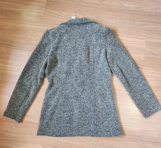 casaco de lã batida cinza mescla m modelo parka - Foto 4