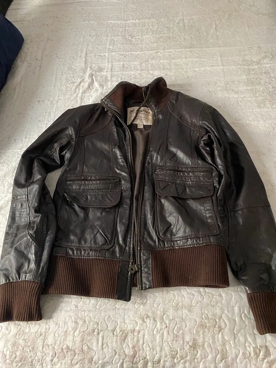 Vendo jaqueta de couro  - Foto 2