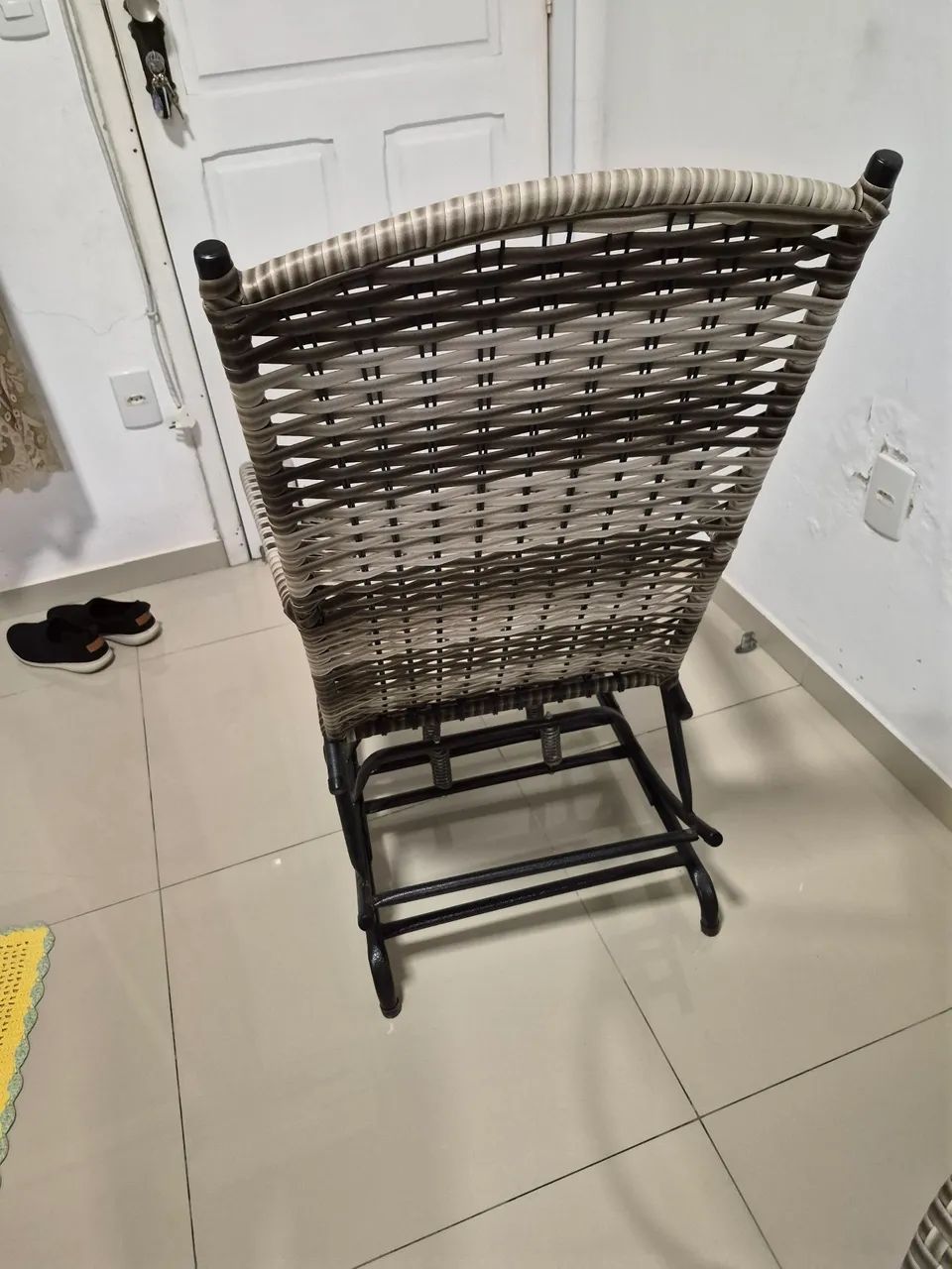 Vendo cadeiras de balanço em estado de nova