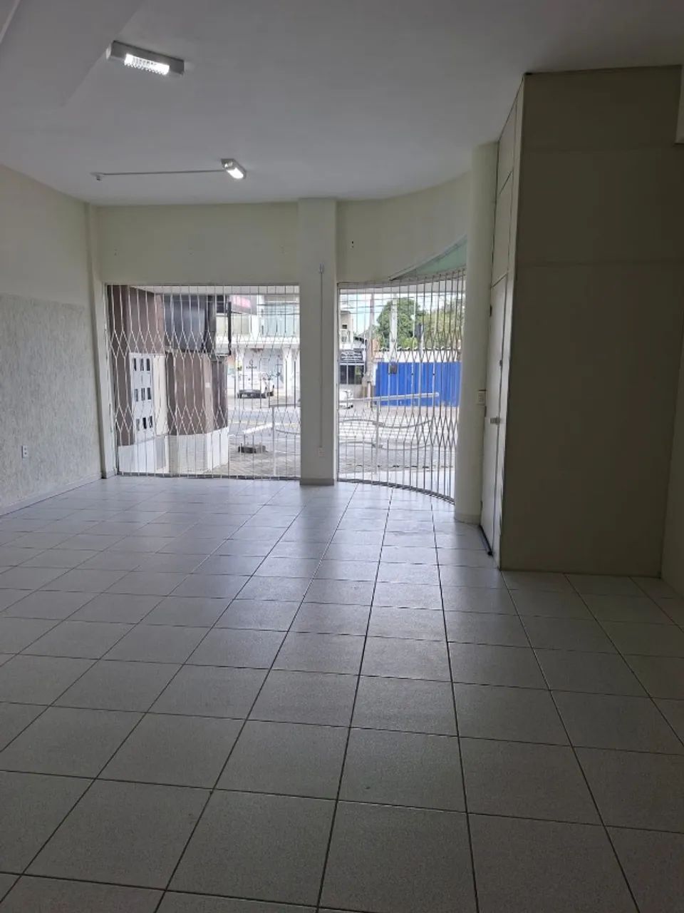 Alugo Sala Comercial na Rua Dois de Setembro ( Itoupava Norte) com 70m - Foto 3