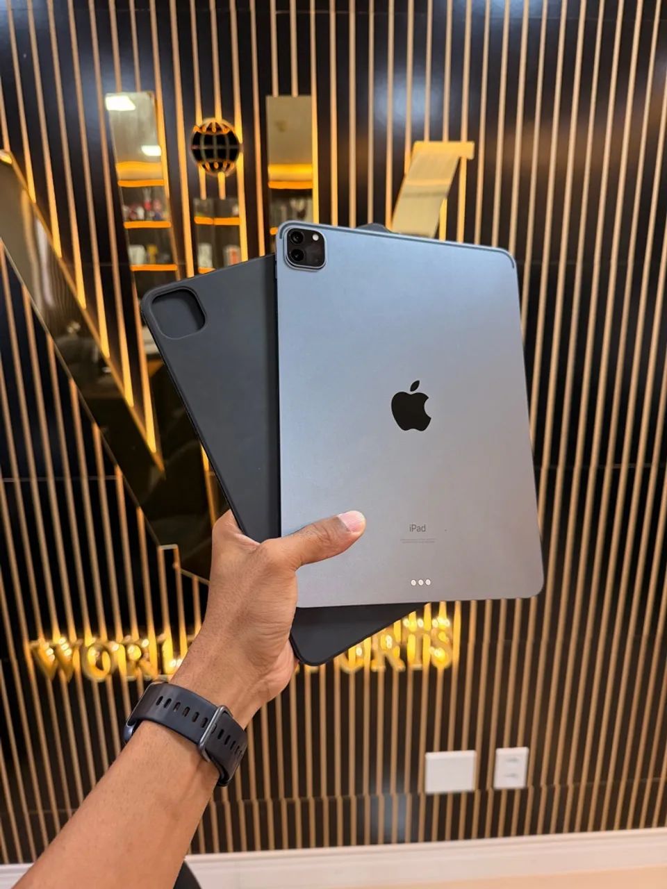 IPAD PRO M1 - C/ KEYBOARD ORIGINAL APPLE  - Foto 2