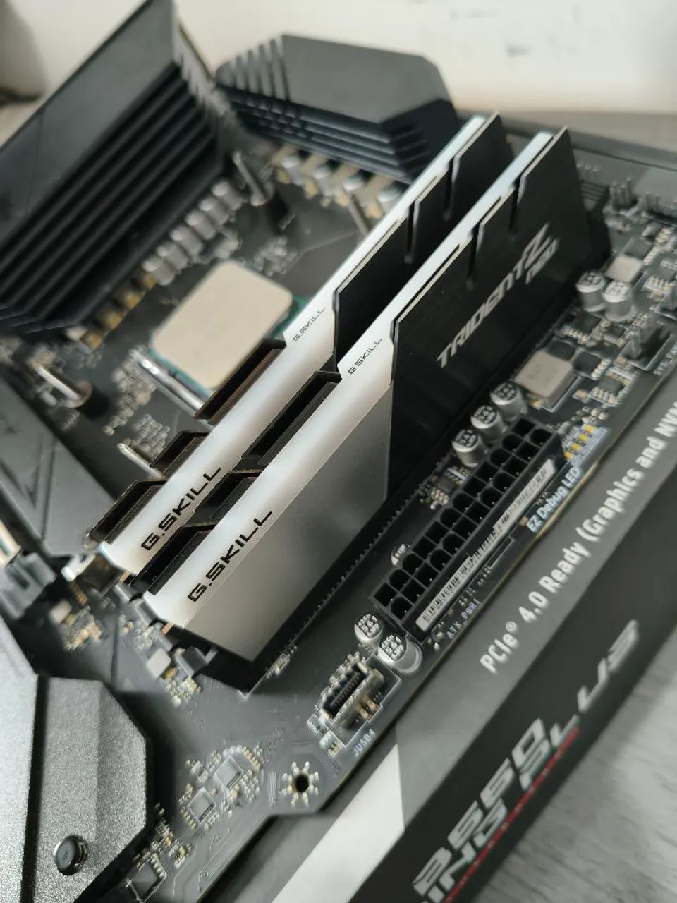 KIT UPGRADE R7 5800X + 32GB + B550  - Foto 3